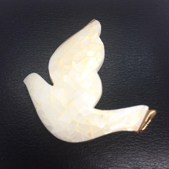 VINTAGE LIZ CLAIBORNE MOP DOVE BROOCH PIN GOLD TONE MOSAIC PEACE CHRISTMAS BIRD - Picture 16 of 16